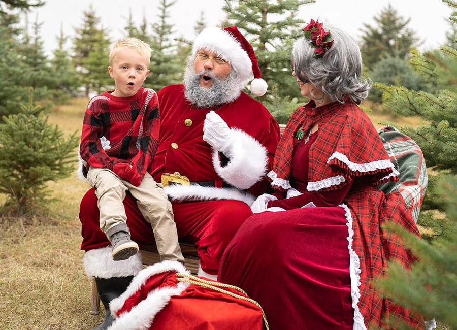 PL Mr and Mrs Claus